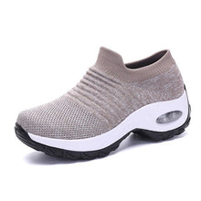 Load image into Gallery viewer, 2020 Black Sport Shoes