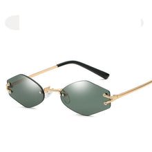 Load image into Gallery viewer, Fashion Women Sunglasses