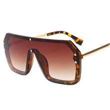 Load image into Gallery viewer, New Oversized Sunglasses Fashion